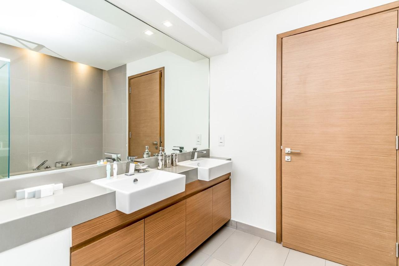 Dhh - Opposite To City Walk Mall - 3 Beds With Maids Room Дубай Екстер'єр фото